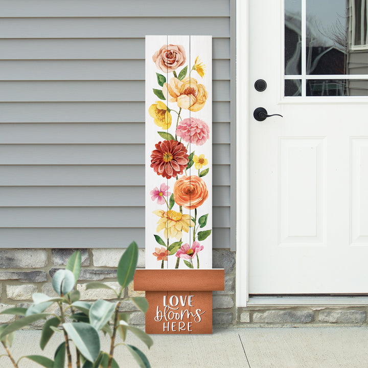 Love Blooms Here Outdoor Porch Sign